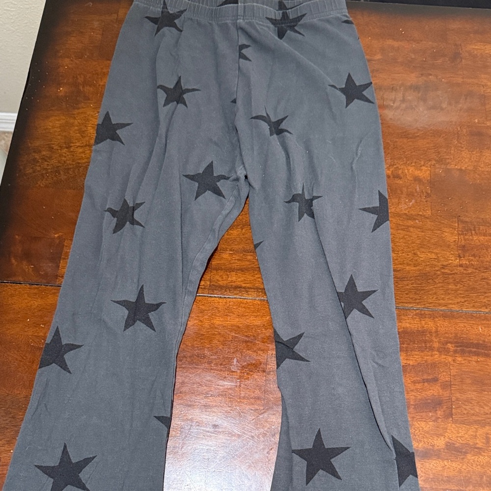Old Navy Kids Gray Star-Print flare leggings  💜🩶